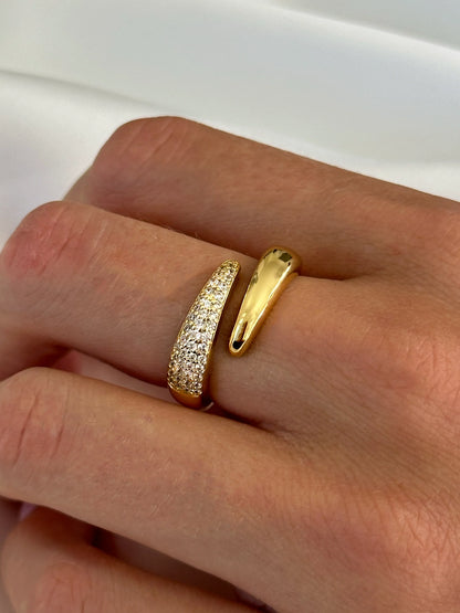 18K Elegant Curve Ring™